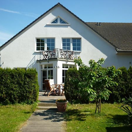 Pension Zum Leuchtturm Bastorf Exterior foto